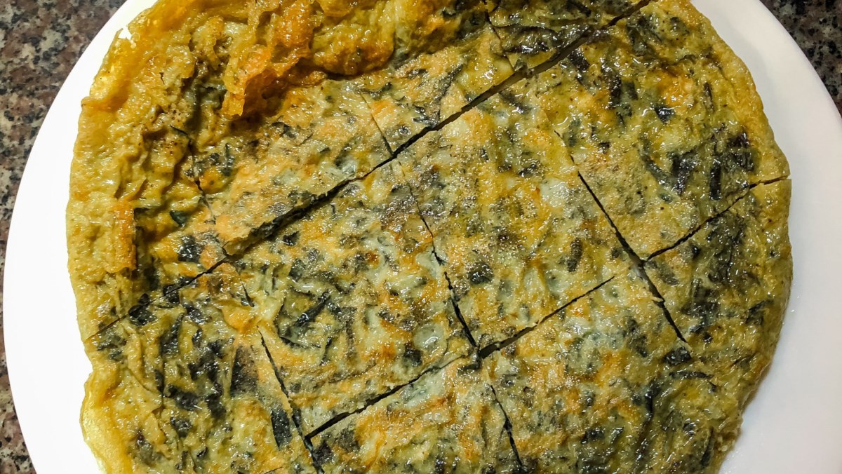 Trứng chiên lá mơ