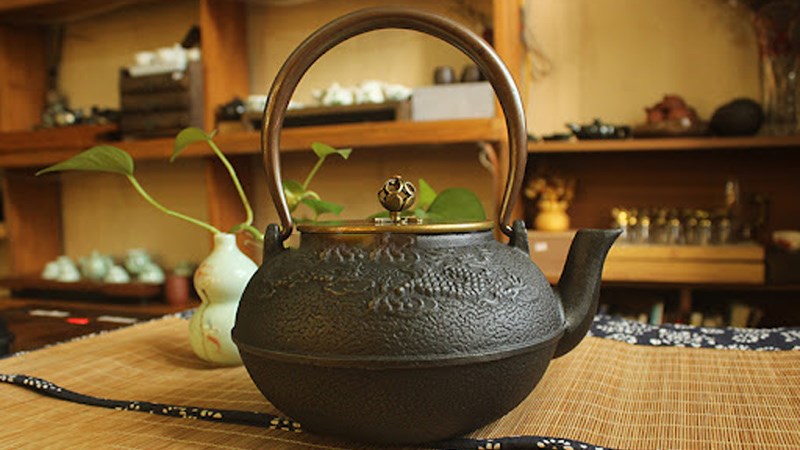 Ấm Gang Tetsubin