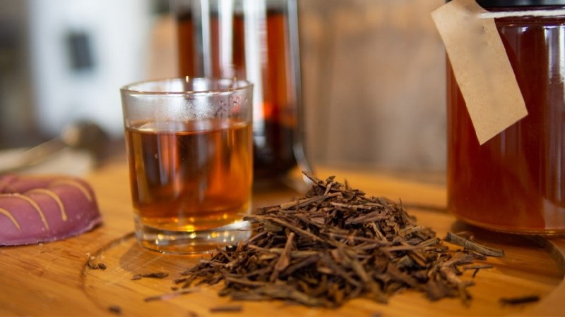 Trà Houjicha
