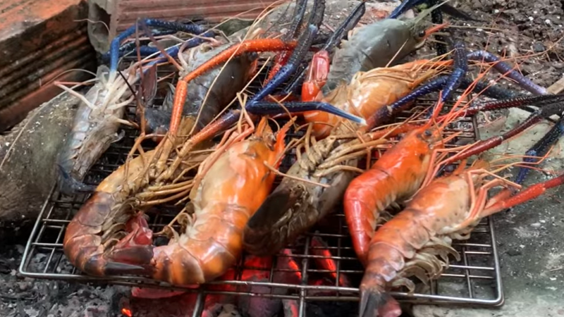 Tôm nướng mọi