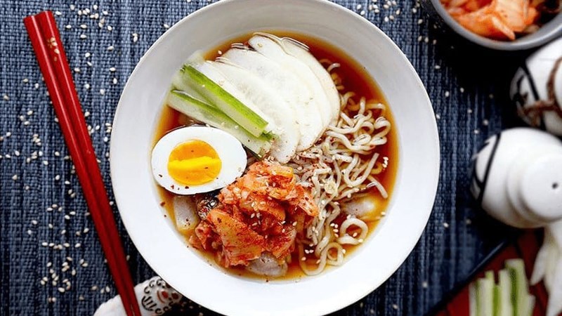 Mì Liángfěn - mì lạnh trộn sốt cay