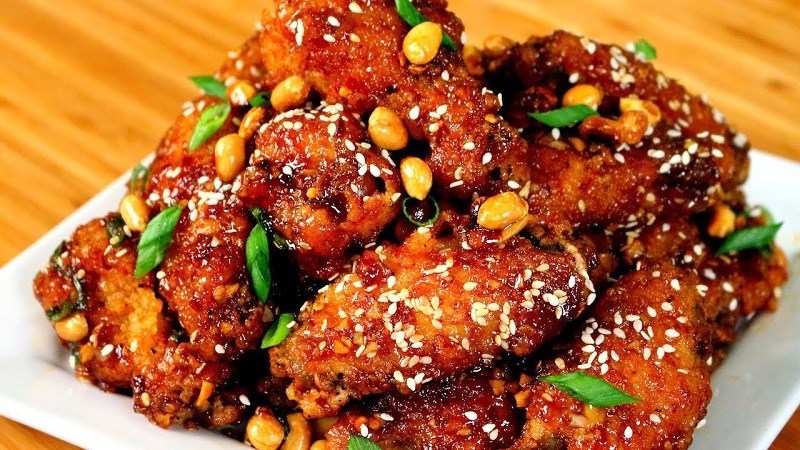 Gà viên tẩm gia vị Takgangjeong