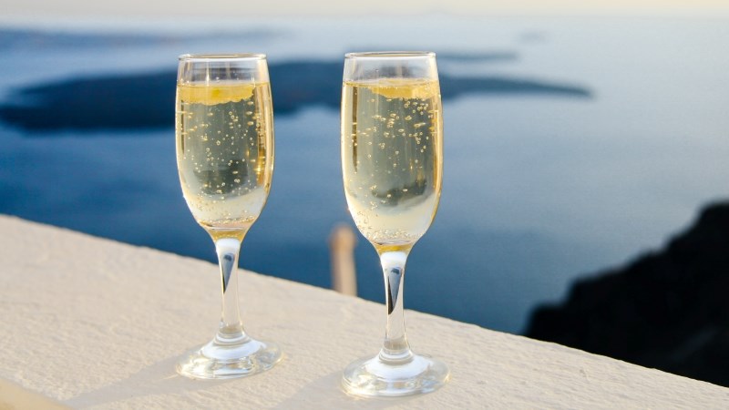 ly Champagne flute