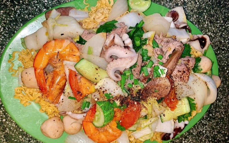 Lẩu Ngã Ba Cây Nhang
