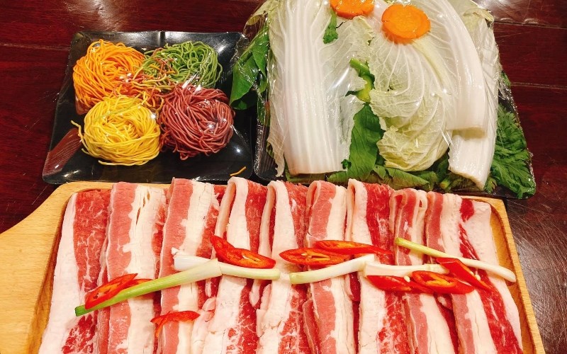 Lẩu Nướng Mon Mon