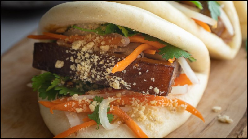 BÁNH BAO KẸP THỊT