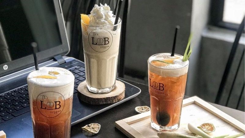 Thức uống tại quán The LOB Coffee