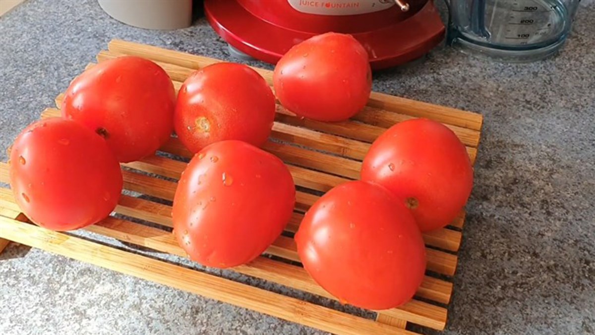 Nguyên liệu món ăn nước ép cà chua