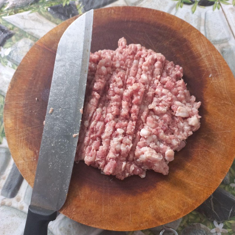Bước 1 Sơ chế và băm thịt heo Canh cải xanh thịt bằm