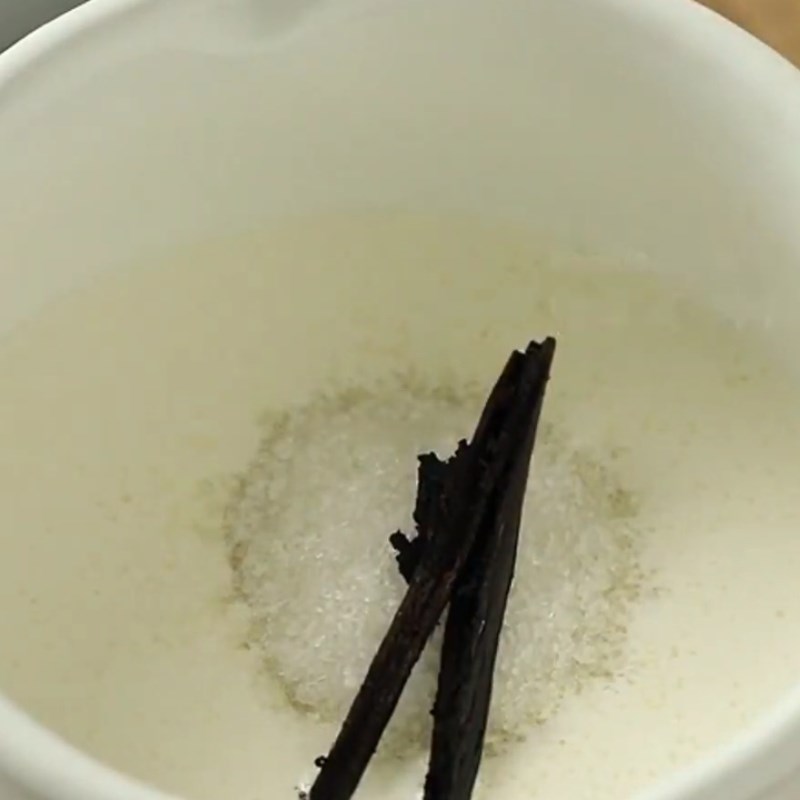 Bước 1 Đun hỗn hợp kem sữa tươi Affogato - cà phê kem tươi
