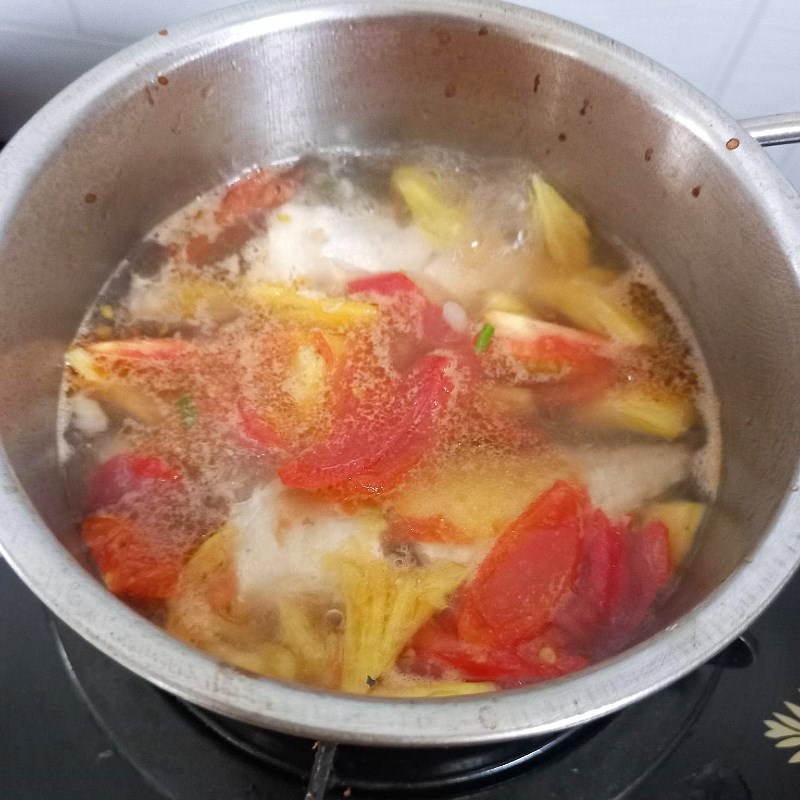 Bước 3 Nấu canh Cá bạc má nấu ngót (công thức được chia sẻ từ người dùng)