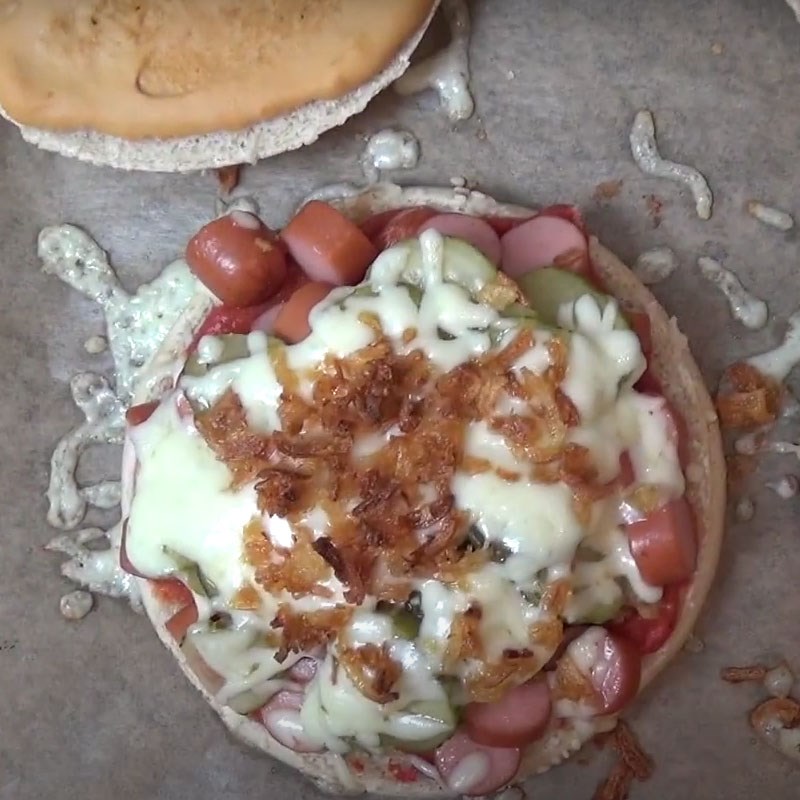 Bước 4 Nướng bánh và hoàn thành Hamburger xúc xích