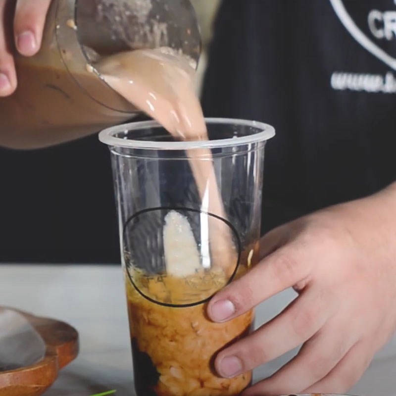 Bước 4 Hoàn thành Trà sữa Okinawa hoa đậu biếc