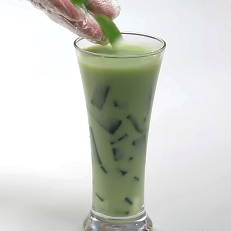 Bước 4 Hoàn thành Trà sữa thái xanh thạch matcha