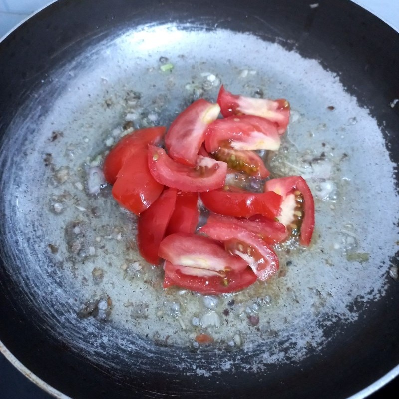 Bước 4 Làm nước sốt cà chua Cá bạc má sốt cà chua