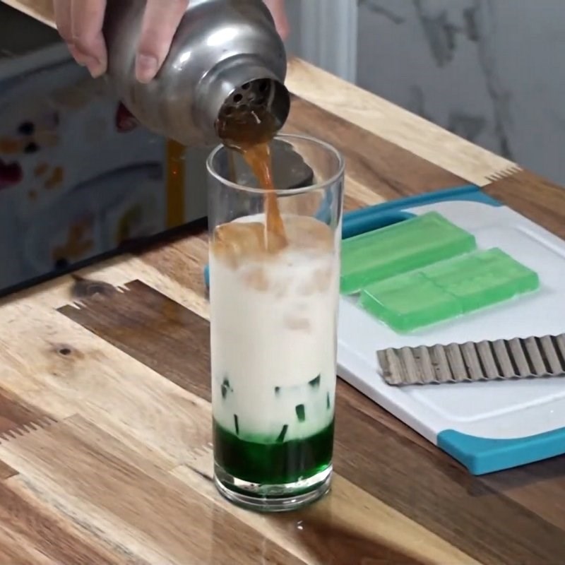 Bước 4 Làm trà sữa bạc hà Trà sữa thạch bạc hà