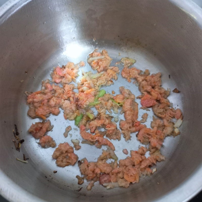 Bước 3 Nấu canh Canh cải bẹ xanh nấu tôm khô