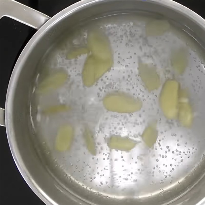 Bước 5 Nấu nước đường ăn chè Chè trôi nước nhân đậu phộng