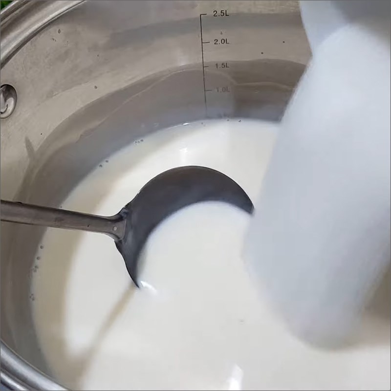 Bước 4 Nấu nước đường, nước cốt dừa ăn kèm Thạch găng bằng bột lá găng