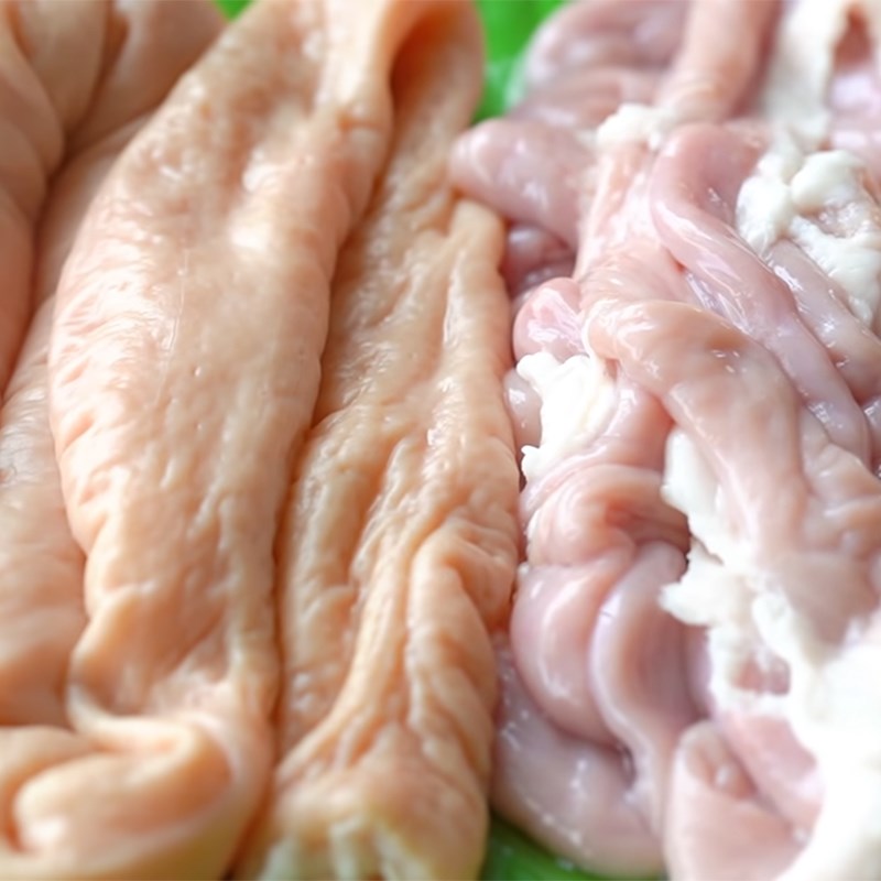 Bước 1 Sơ chế lòng heo Lòng nướng Hàn Quốc