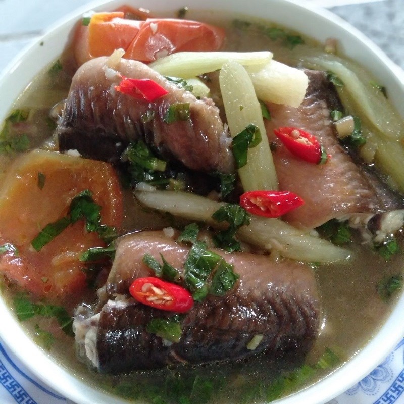 Bước 3 Thành phẩm Canh chua lươn bạc hà