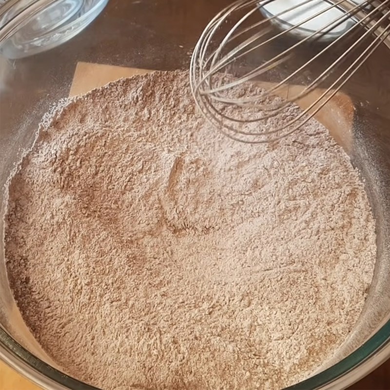 Bước 1 Trộn bột Bánh donut socola chiên