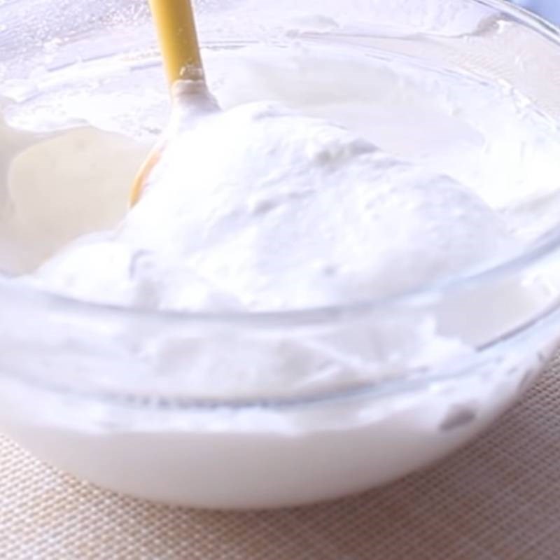 Bước 2 Trộn hỗn hợp bánh dừa Bánh quy dừa