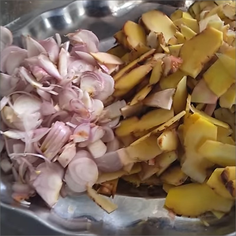 Bước 2 Xay các gia vị Nước chấm chẻo