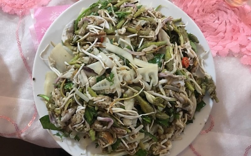  Nộm hoa ban