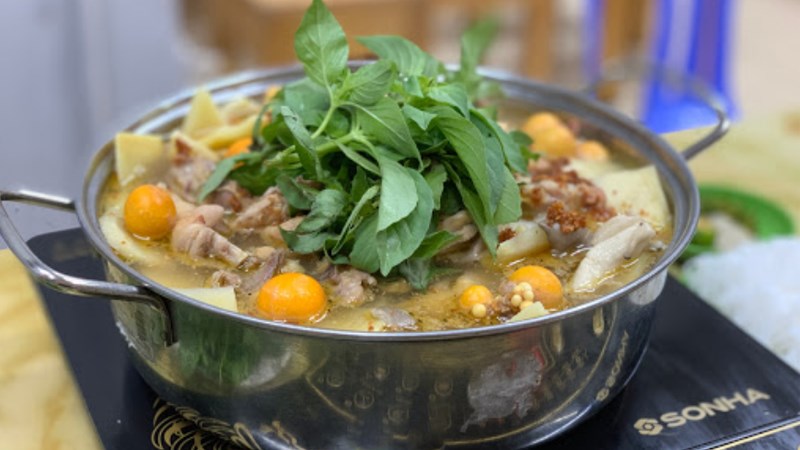 Quán Lẩu Gà Lá É É É Thắng Béo