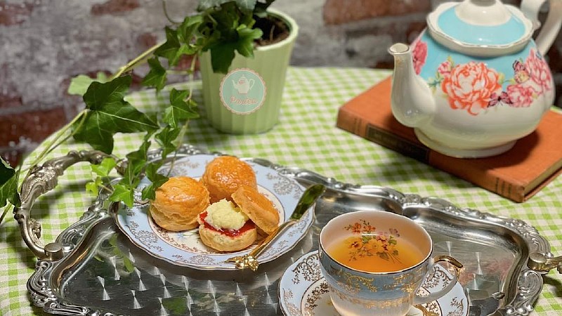 Part Tea - English Room