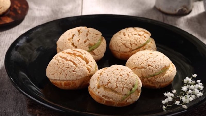 bánh su kem Nhật Bản