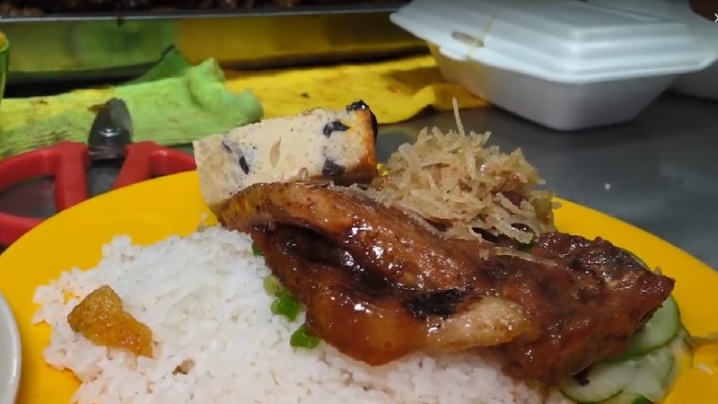 Quán Cơm Tấm Ánh Sang