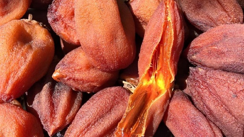 Hồng treo gió