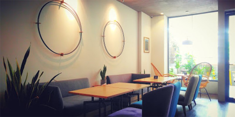 M2C Cafe