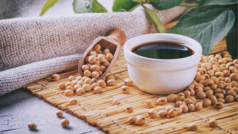 Cách chọn mua nước tương ngon