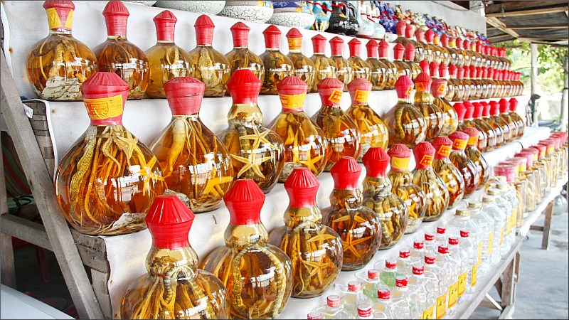Rượu Quán Đế Phú Yên