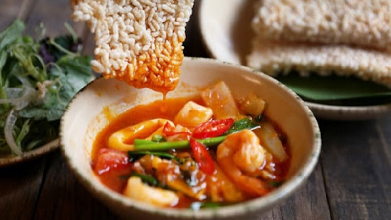 Cơm cháy hải sản