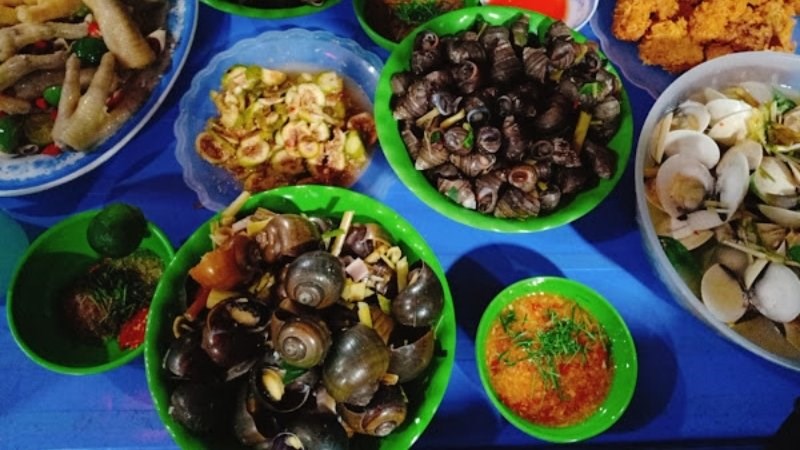 Món ăn tại quán ốc 28