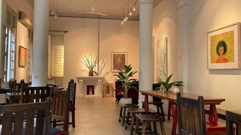 Không gian quán Manzi Art Space