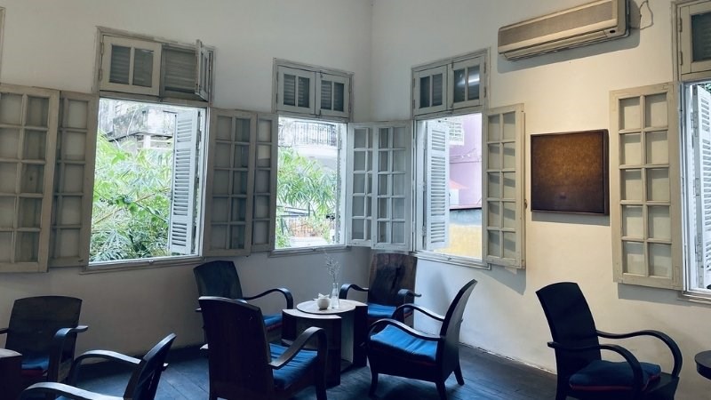 Không gian quán Manzi Art Space