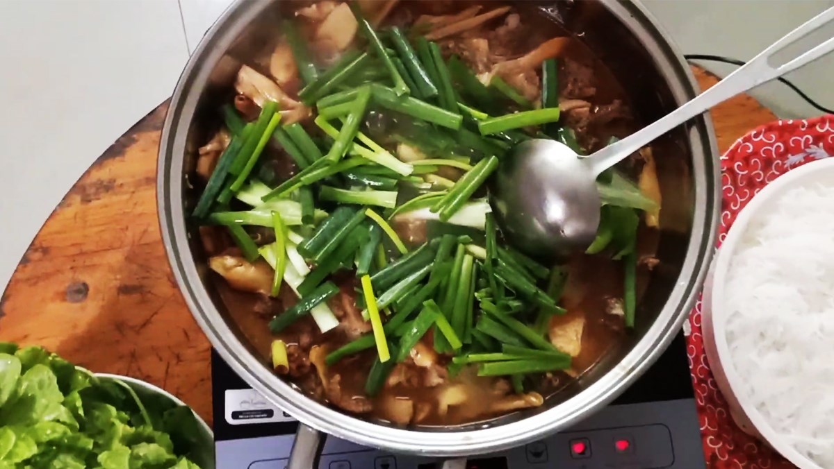 Cách làm lẩu vịt khô mới lạ thơm ngon đậm vị đơn giản tại ... ( https://www.dienmayxanh.com › cac... ) 