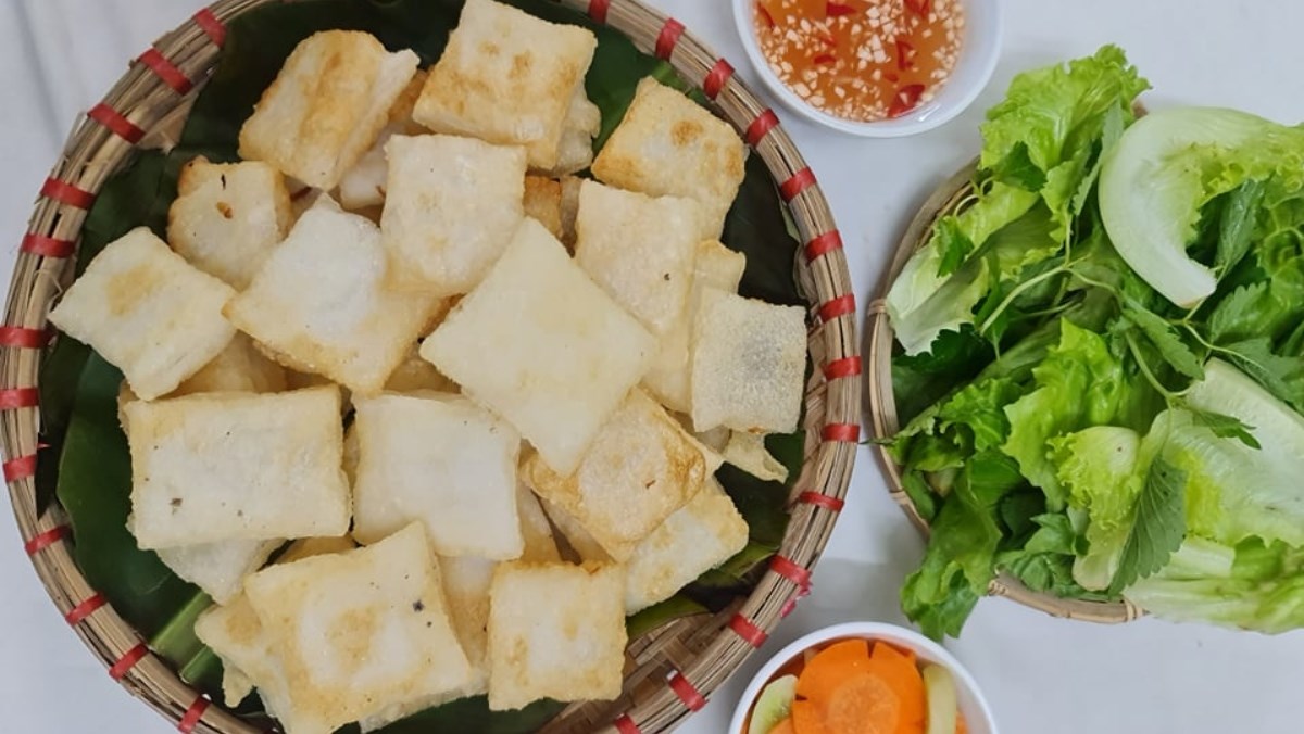 Phở chiên phồng