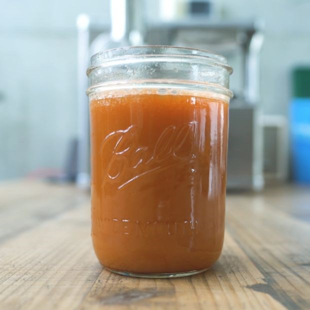 4 cách làm nước ép táo cà rốt tươi ngon thanh mát đẹp da đơn giản