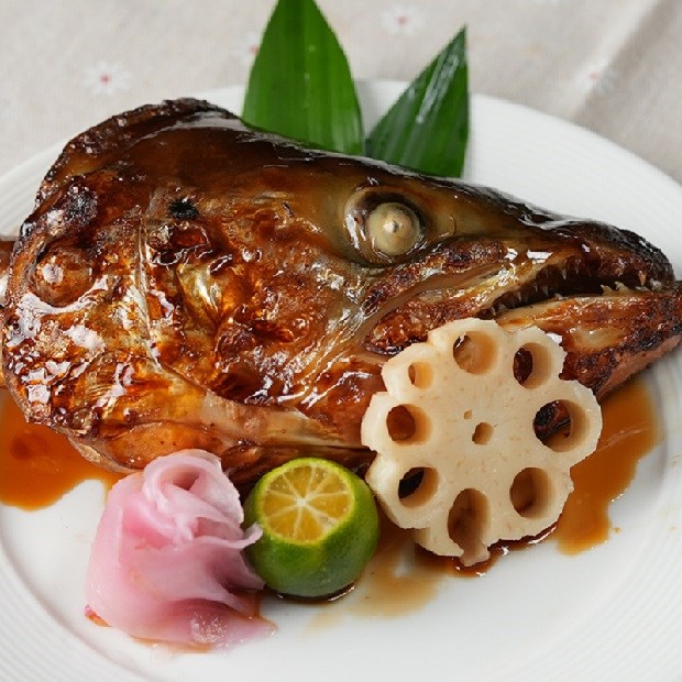 Cách làm đầu cá hồi nướng sốt Teriyaki chuẩn vị thơm ngon dễ làm tại nhà