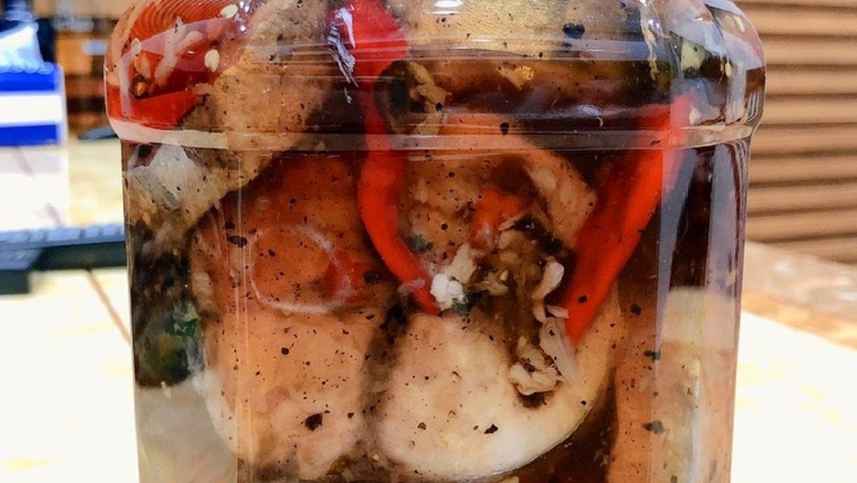 Cá ngừ ngâm mắm