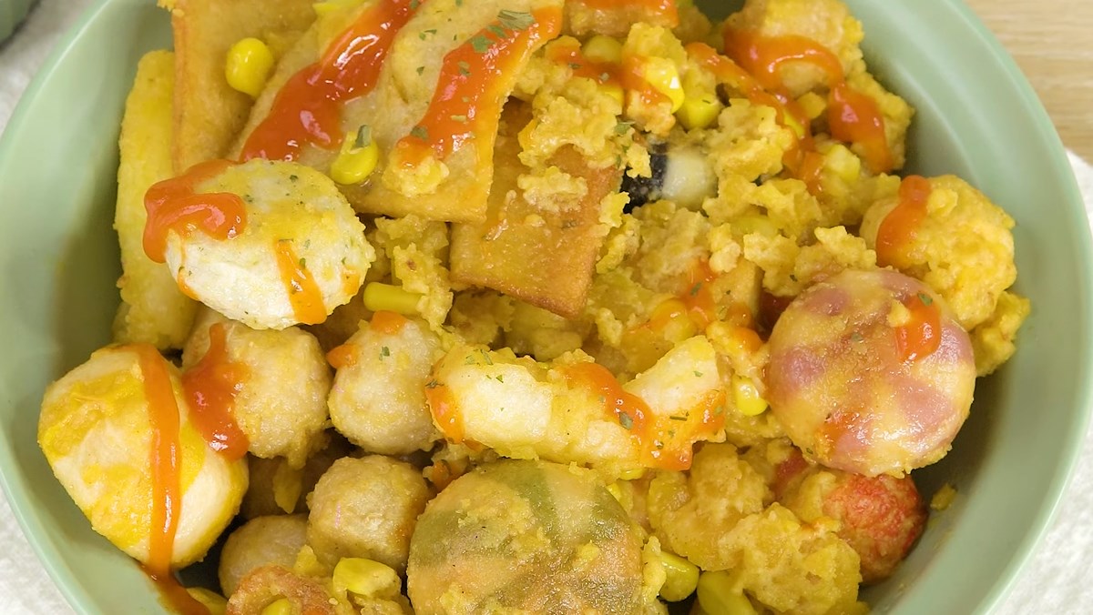 Cá viên sốt trứng muối