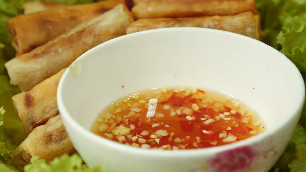 Nước mắm chua ngọt