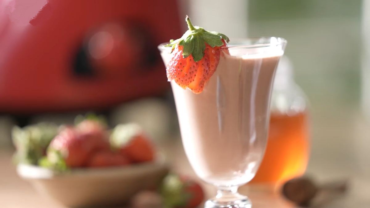 Sinh tố oreo dâu tây