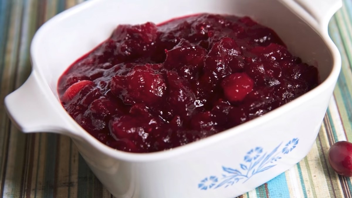 Sốt cranberry với nước ép trái cây